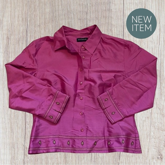 Ann Taylor Tops - Vintage Ann Taylor - Button Down - Size M/L